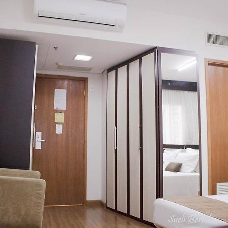 Lindo Flat Em Hotel 4 Estrelas Na Bela Vista Сан-Пауло Экстерьер фото